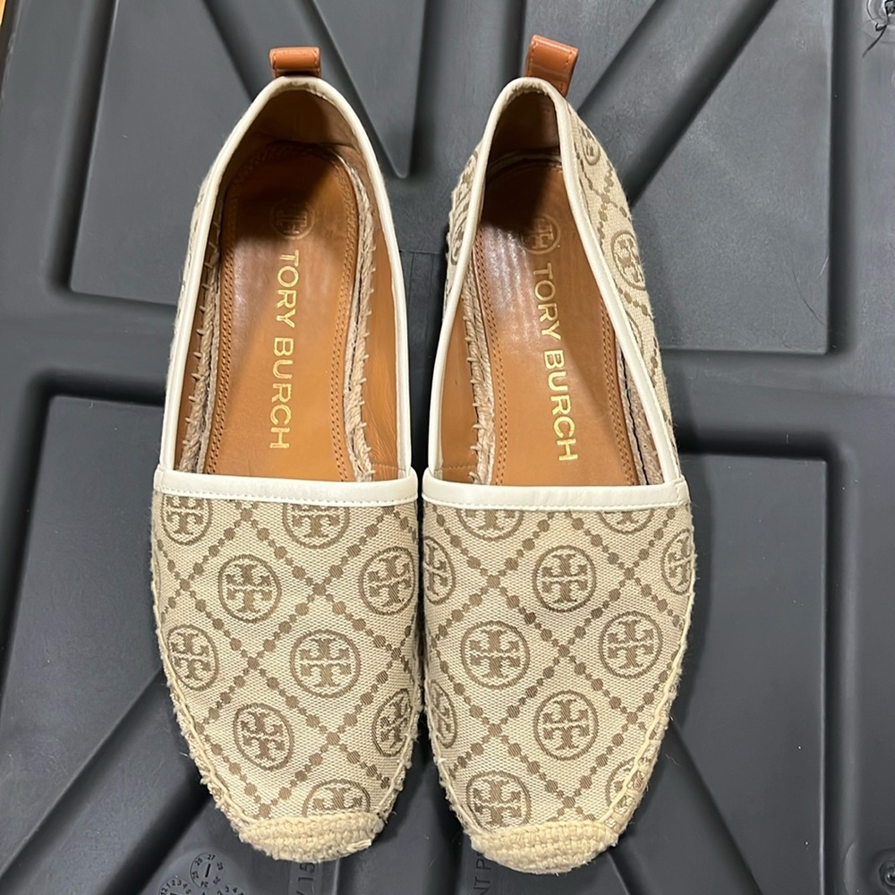 Tori Burch Beige Logo Slip Ons